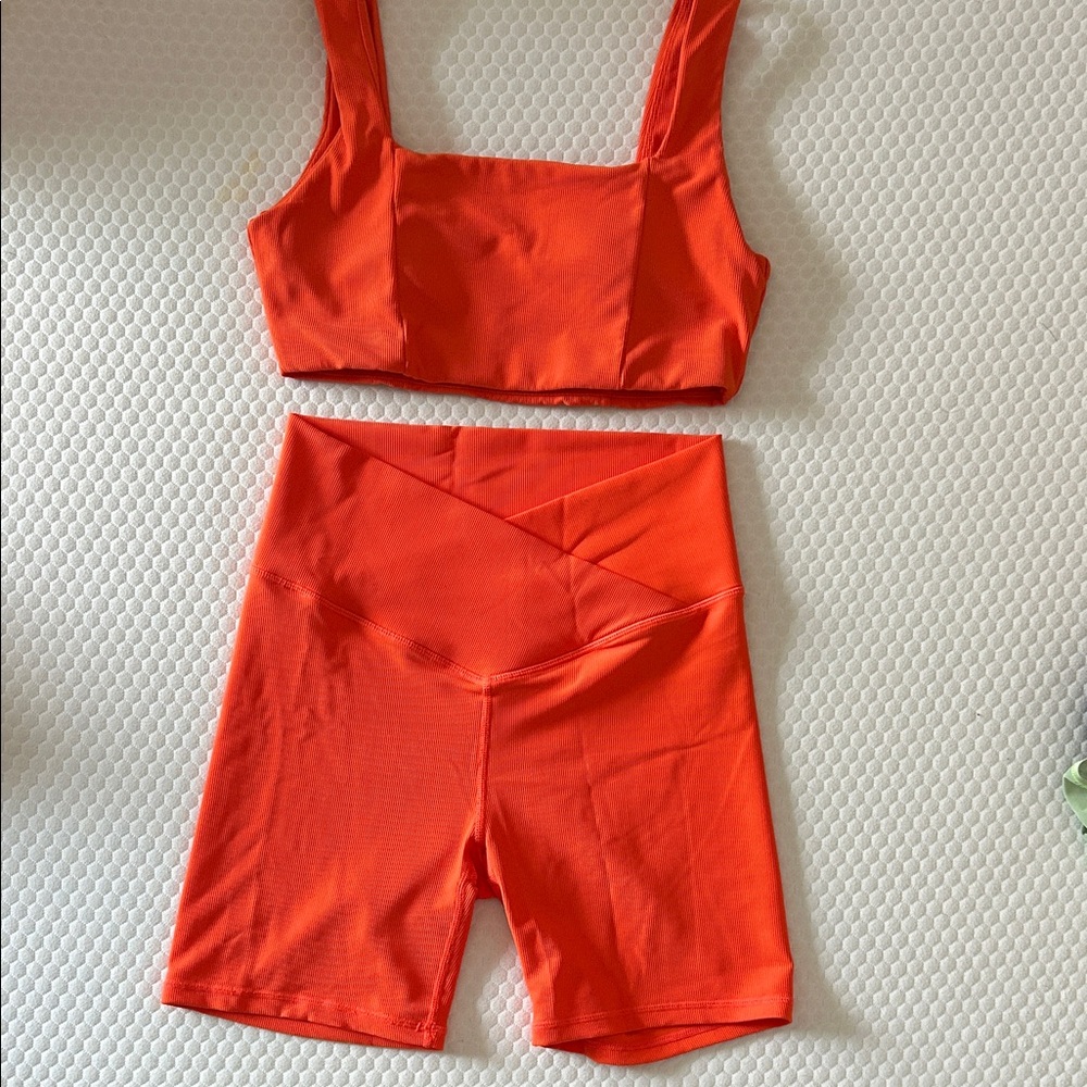 Wilo Bike Short Set in Bright Orange